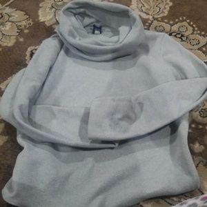Gap fleece turtleneck ***5 for 20 bundle**